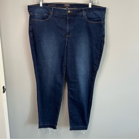 NYDJ Women's Ami Skinny Jeans Plus Sz 20W Dark Wash Raw Hem High Rise - Picture 2 of 10